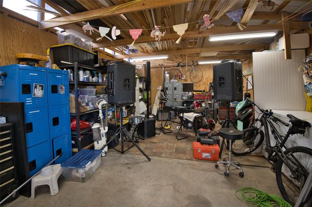 8676 Fm 697, Whitewright, TX 75491