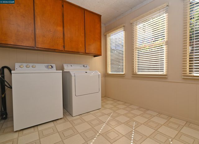 625 Winslow Street, Crockett, CA 94525