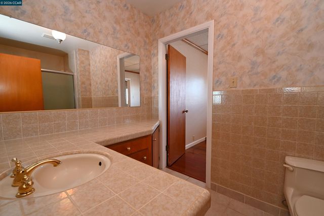 625 Winslow Street, Crockett, CA 94525