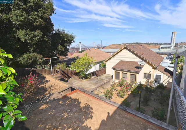 625 Winslow Street, Crockett, CA 94525