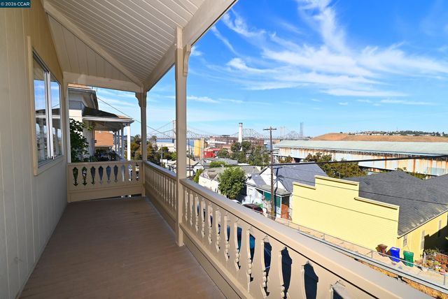 625 Winslow Street, Crockett, CA 94525