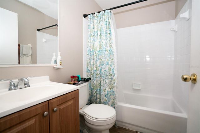 2102 E FRIERSON AVENUE, Tampa, FL 33610