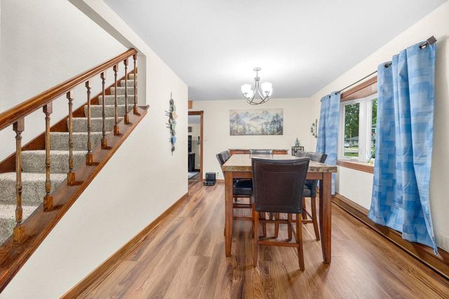 S94W14409 Groveway LANE, Muskego, WI 53150