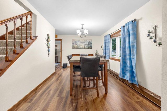 S94W14409 Groveway LANE, Muskego, WI 53150