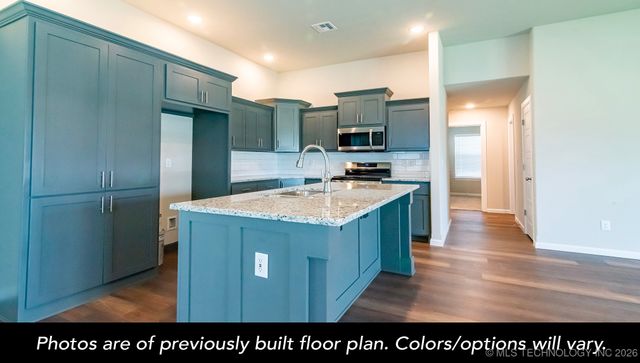 2524 W Main Street, Collinsville, OK 74021