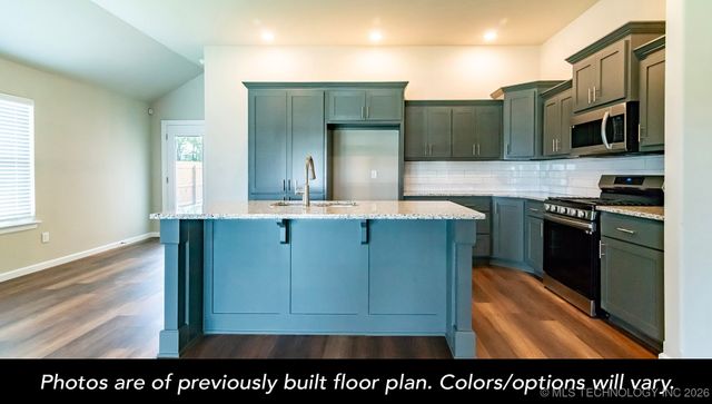 2524 W Main Street, Collinsville, OK 74021