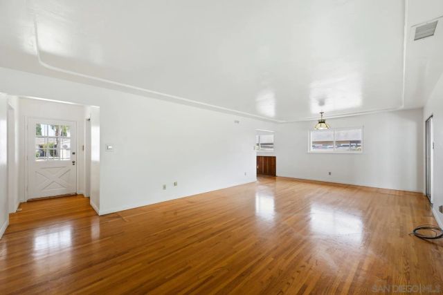 352 San Miguel Dr, Chula Vista, CA 91911