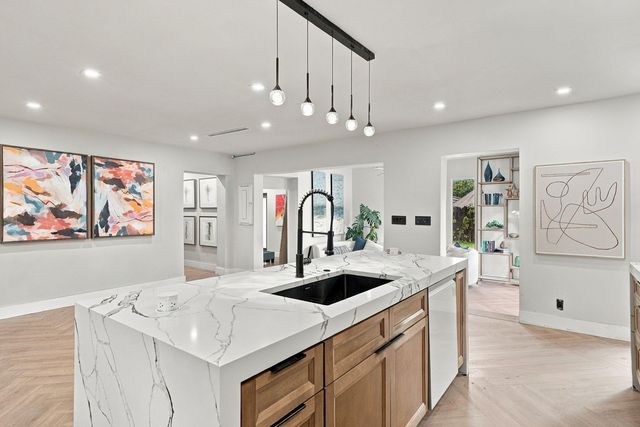 1525 NE 27TH Street, Wilton Manors, FL 33334