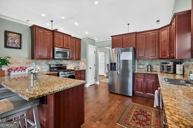 120 Pye Lake Drive, Fayetteville, GA 30214