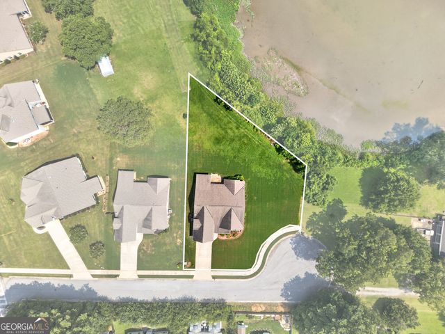 120 Pye Lake Drive, Fayetteville, GA 30214