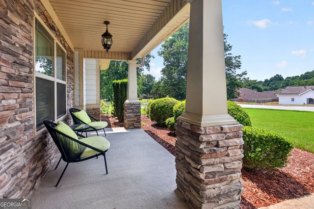 120 Pye Lake Drive, Fayetteville, GA 30214