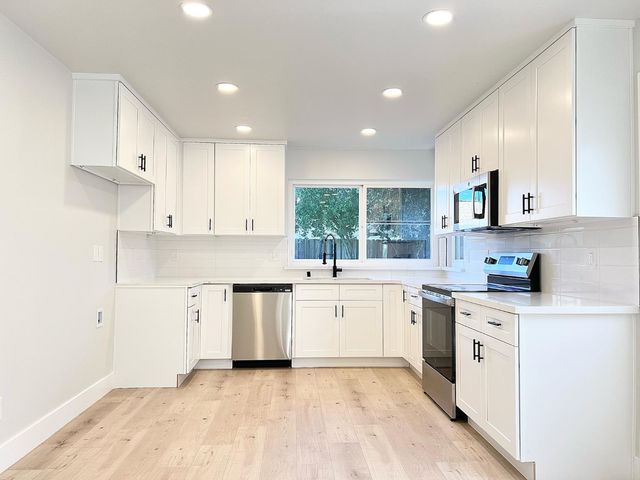 7072 Sunburst Way, Citrus Heights, CA 95621