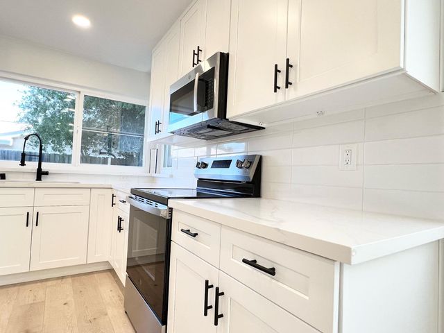 7072 Sunburst Way, Citrus Heights, CA 95621