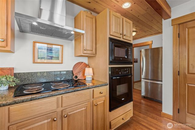 101 E Pine Street, Union, WA 98592