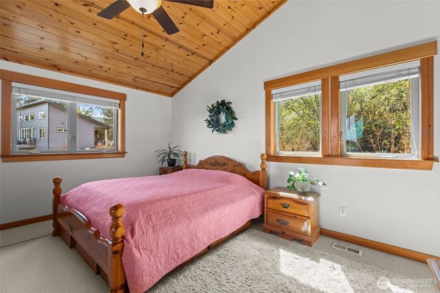 101 E Pine Street, Union, WA 98592