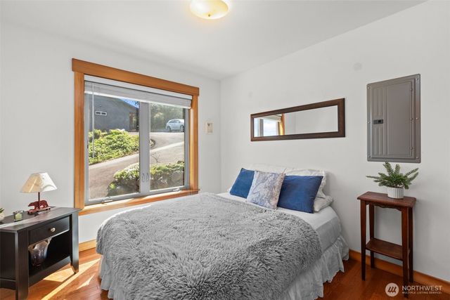 101 E Pine Street, Union, WA 98592
