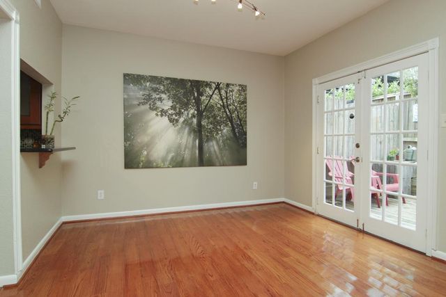1300 Augusta Drive 32, Houston, TX 77057