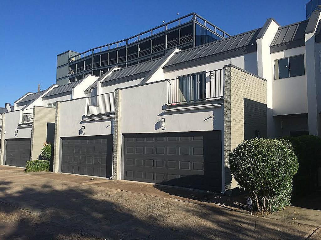 1300 Augusta Drive 32, Houston, TX 77057