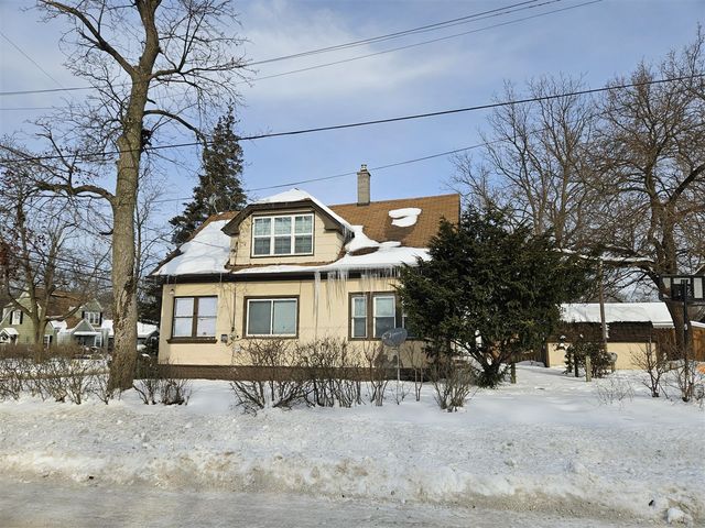 1002 Hazard Avenue, Kalamazoo, MI 49048