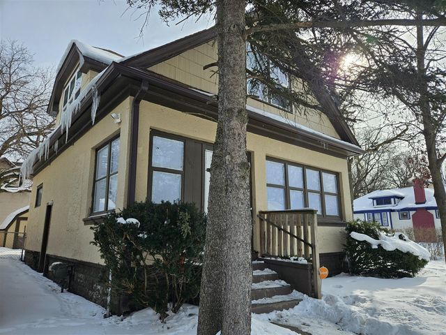 1002 Hazard Avenue, Kalamazoo, MI 49048