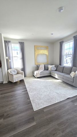 2227 Glacier Street, Mundelein, IL 60060