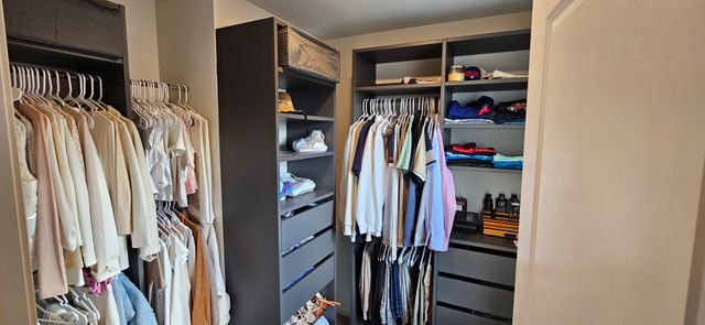 2227 Glacier Street, Mundelein, IL 60060