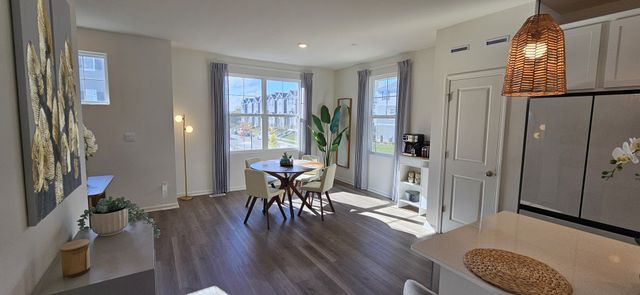 2227 Glacier Street, Mundelein, IL 60060