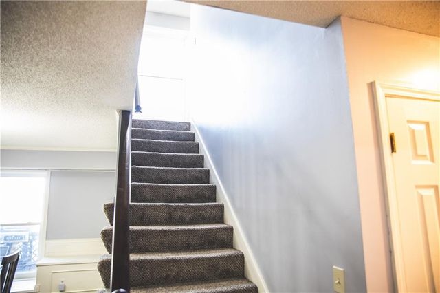 5506 NW Verlin Drive, Parkville, MO 64152