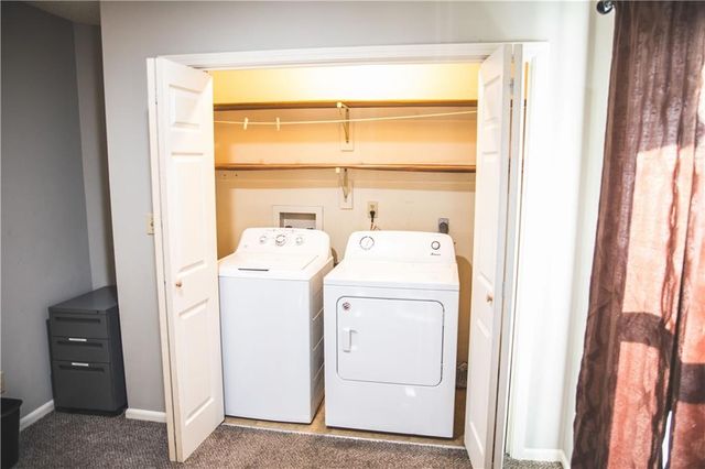 5506 NW Verlin Drive, Parkville, MO 64152