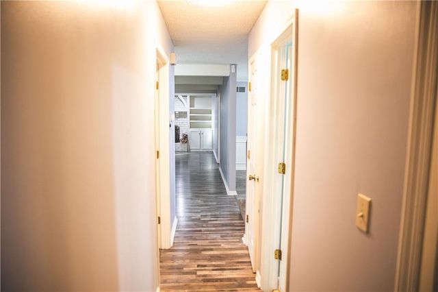 5506 NW Verlin Drive, Parkville, MO 64152