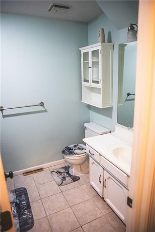 5506 NW Verlin Drive, Parkville, MO 64152