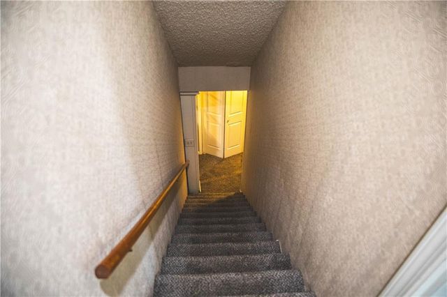 5506 NW Verlin Drive, Parkville, MO 64152