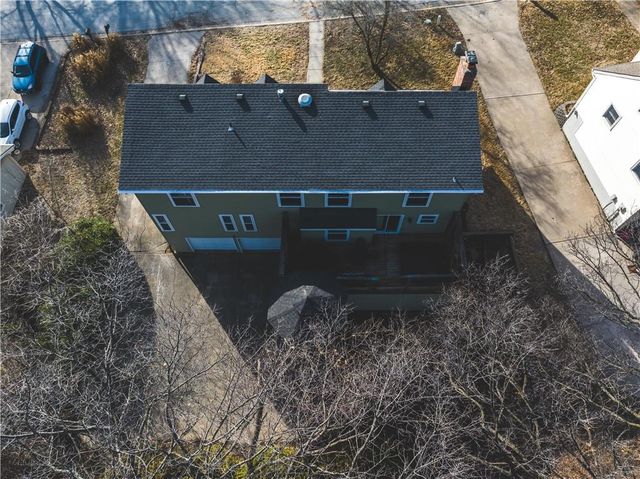 5506 NW Verlin Drive, Parkville, MO 64152