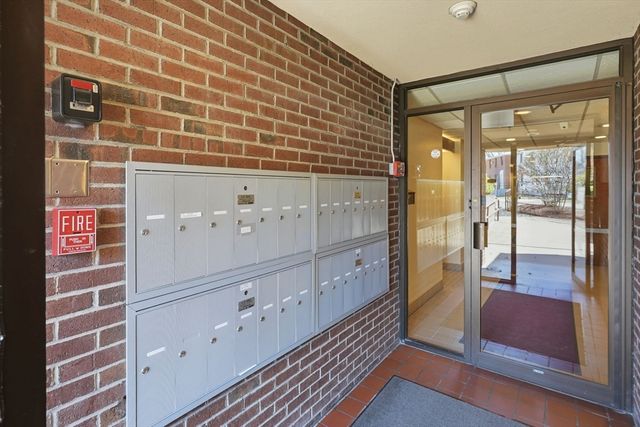 314 Riverside Ave 408, Medford, MA 02155