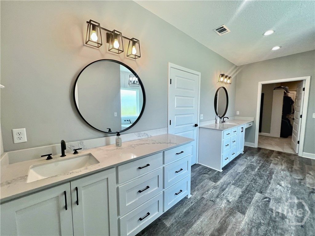 Image 33 of property listing at 1517 granny crosby, Screven, GA 31560