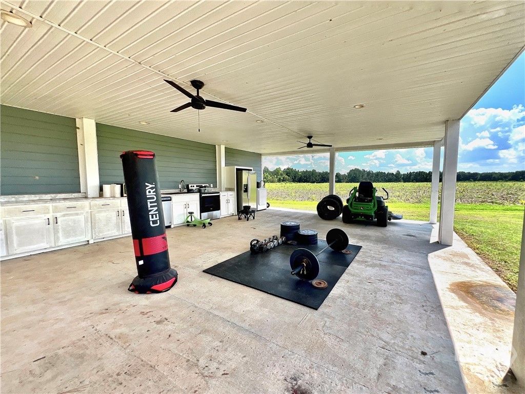 Image 48 of property listing at 1517 granny crosby, Screven, GA 31560