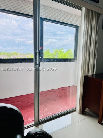 3955 N Nob Hill Rd 508, Sunrise, FL 33351