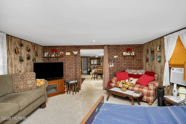 51 Holmes Place, North Middletown, NJ 07748