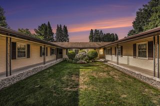 7373 Pine Grove Drive, Georgetown Twp, MI 49428