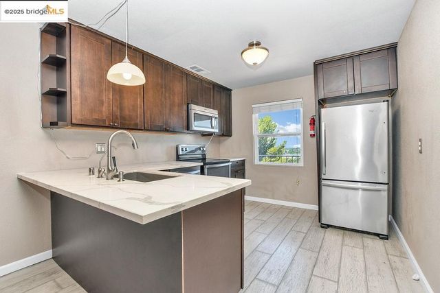 609 Lynn Ave, Antioch, CA 94509