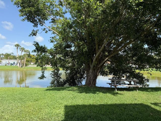 5026 WATER OAK DRIVE 114, Bradenton, FL 34207