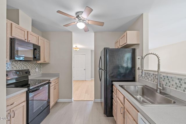 512 Lee Street, Holly Springs, NC 27540