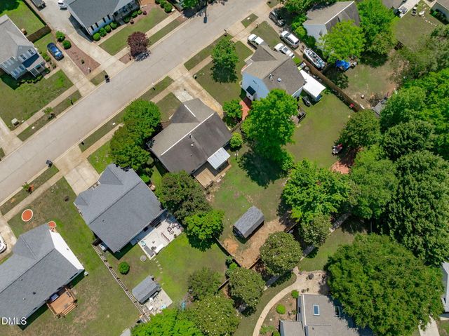 512 Lee Street, Holly Springs, NC 27540