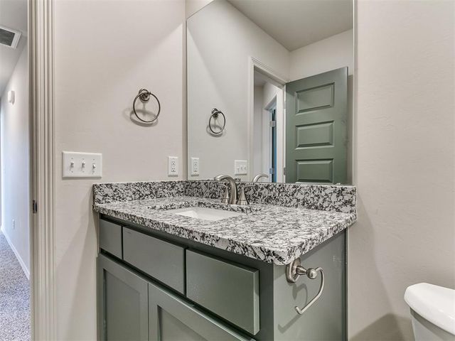 4680 Lincoln Landing, Harrah, OK 73046