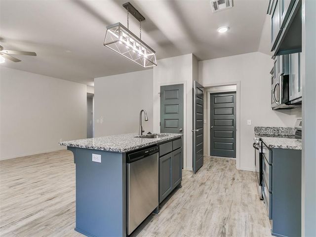 4680 Lincoln Landing, Harrah, OK 73046