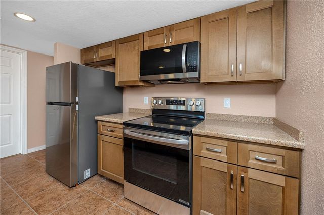 50 GULF BOULEVARD 108, Indian Rocks Beach, FL 33785
