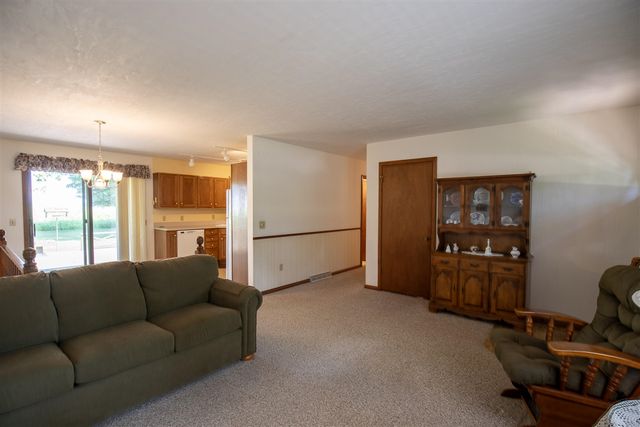 603 Broadway Avenue, White Pigeon, MI 49099