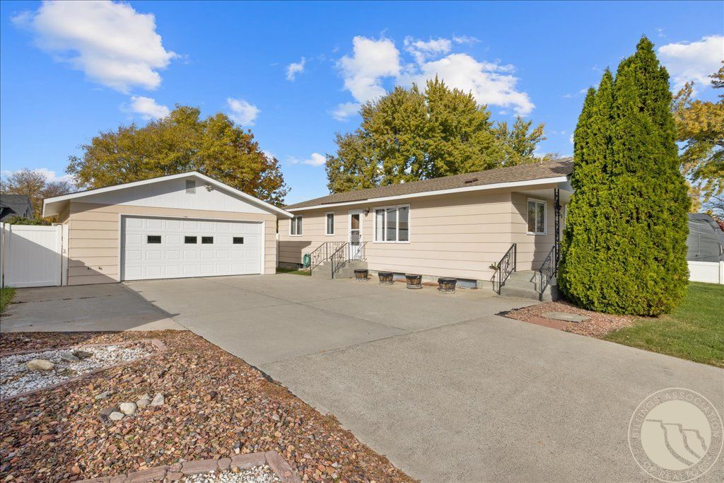 330 31st Street W, Billings, MT 59102 photo 2