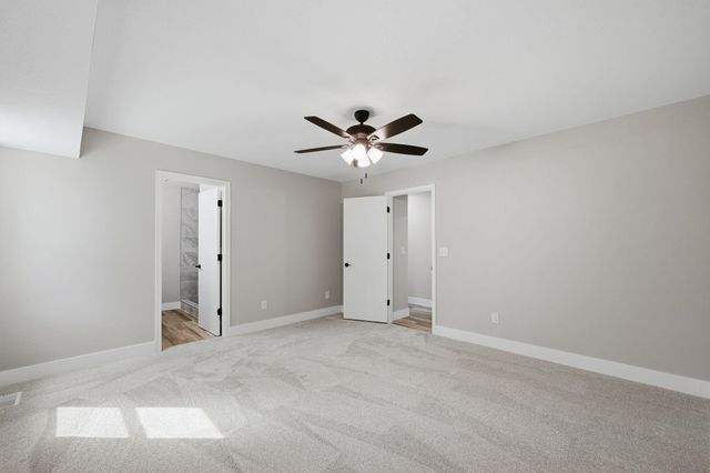 431 W White Tail St, Derby, KS 67037