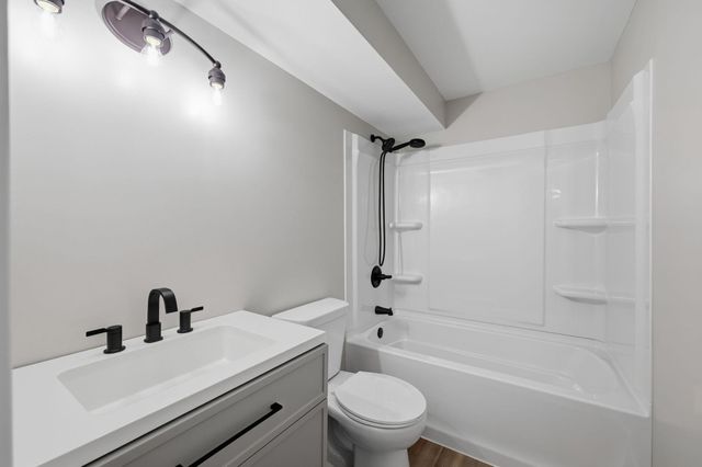 431 W White Tail St, Derby, KS 67037
